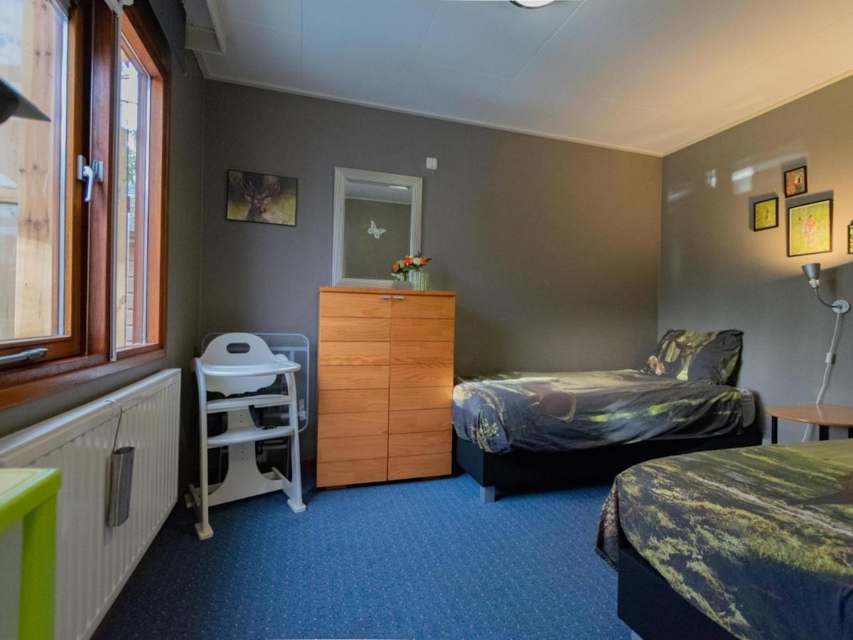 Witte Bungalow Uden Luaran gambar