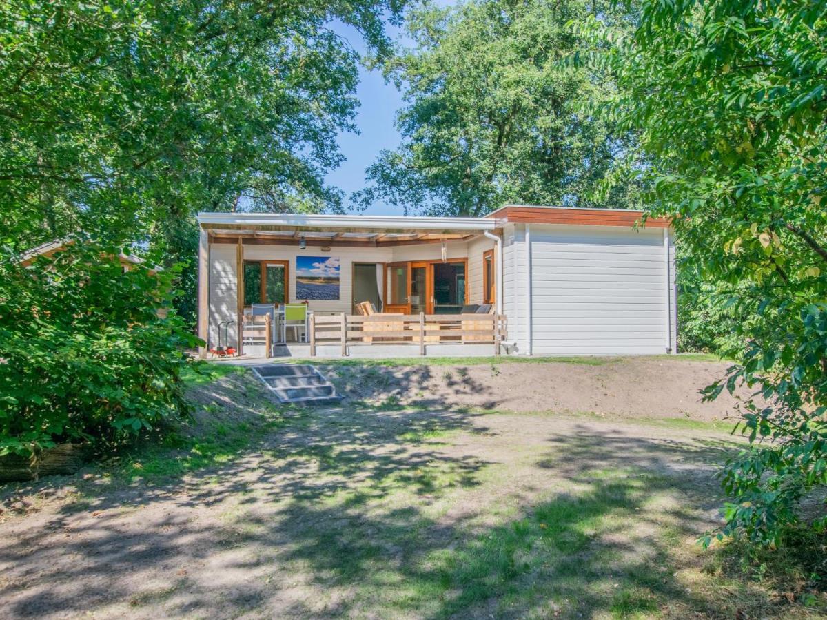 Witte Bungalow Uden Luaran gambar